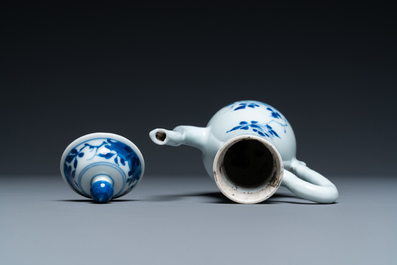 A Chinese blue and white ewer with floral design, Transitional period