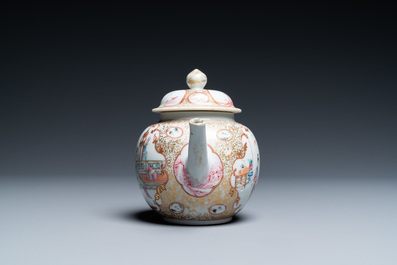 Een collectie Chinees famille rose theegoed, Yongzheng/Qianlong