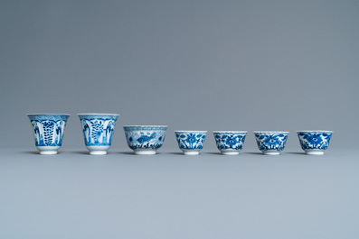 A varied collection of Chinese porcelain, 19th C.