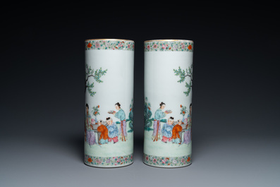 A pair of Chinese famille rose hat stands, 'Lin zhi cheng xiang' mark, Republic