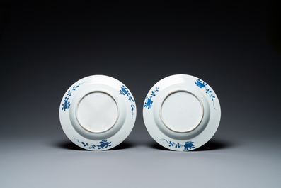 Vijf Chinese blauw-witte schotels en drie borden, Kangxi