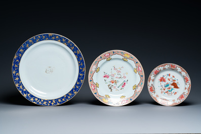 Six Chinese blue and white and famille rose dishes and a famille verte bowl, Kangxi/Qianlong