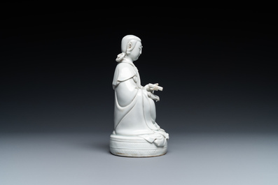 A Chinese Dehua blanc de Chine figure of Guanyin, 19/20th C.