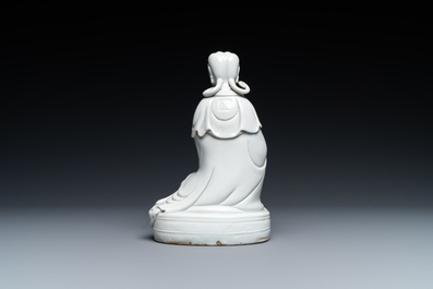 Een Chinese Dehua blanc de Chine figuur van Guanyin, 19/20e eeuw