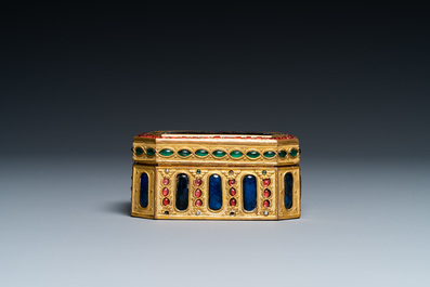 A Chinese embellished gilt-copper enamel snuff box and cover, Canton, Qianlong