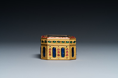 A Chinese embellished gilt-copper enamel snuff box and cover, Canton, Qianlong