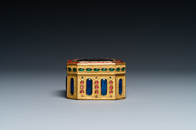 A Chinese embellished gilt-copper enamel snuff box and cover, Canton, Qianlong