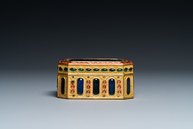 A Chinese embellished gilt-copper enamel snuff box and cover, Canton, Qianlong