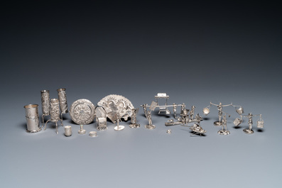 A collection of Chinese silver miniatures, a powder box and a table ornament, 19/20th C.