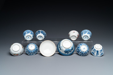 Une collection vari&eacute;e de tasses et soucoupes en porcelaine de Chine, 18/19&egrave;me