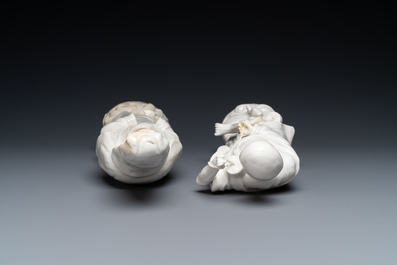Deux figures en porcelaine blanc de Chine figurant Liu Hai et Guanyin, Kangxi