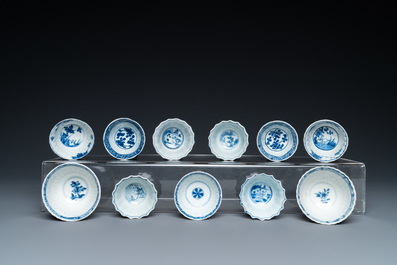 Vingt-trois soucoupes et dix-sept tasses en porcelaine de Chine en bleu et blanc, Kangxi