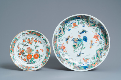 A Chinese famille verte dish and six plates, Kangxi