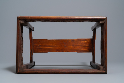 A Chinese wooden casket on stand, 19/20th C.