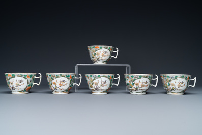 Een Chinees Canton famille verte 14-delig theeservies in presentatiekoffer, 19e eeuw