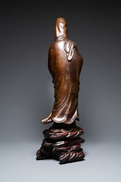 Une figure de Guanyin en bronze incrust&eacute; d'argent, marque Yutang Shi Sou, Qing