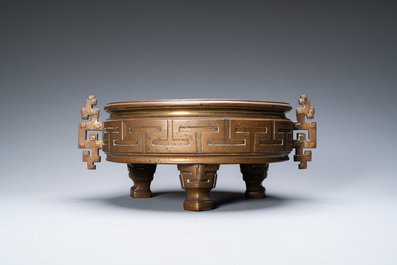 A large Vietnamese bronze censer on stand, 19/20th C.