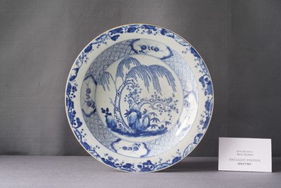 A Chinese blue and white 'Three friends of winter' dish, Yongzheng/Qianlong