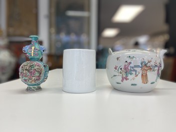 Une collection vari&eacute;e en porcelaine de Chine, 19/20&egrave;me