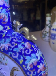 Six vases et une bo&icirc;te couverte en porcelaine de Chine, 19/20&egrave;me