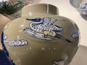 Un vase en porcelaine de Chine en bleu, blanc et rouge de cuivre &agrave; fond c&eacute;ladon, Kangxi