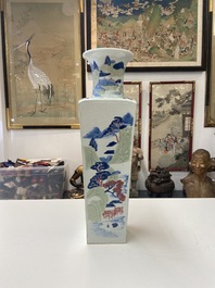 Een Chinese taps oplopende vierkante vaas met blauw-wit, celadon en koperrood decor, Kangxi