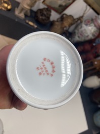 Une collection vari&eacute;e en porcelaine de Chine, 19/20&egrave;me