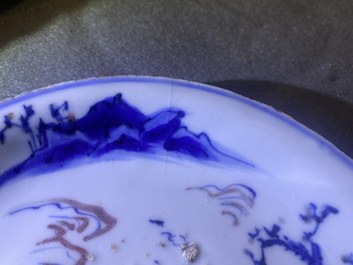 Deux coupes en porcelaine de Chine en bleu, blanc et rouge de cuivre, &eacute;poque Transition
