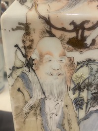 Een Chinese vierkante qianjiang cai vaas, gesigneerd Ma Qingyun, 19/20e eeuw