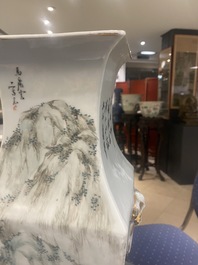 A square Chinese qianjiang cai vase, signed Ma Qingyun, 19/20th C.