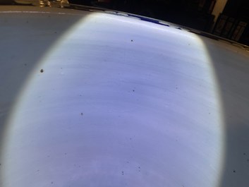 Un aquarium en porcelaine de Chine en bleu et blanc, 19&egrave;me