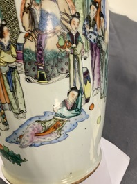 A Chinese qianjiang cai vase with two-sided design, 19/20th C.