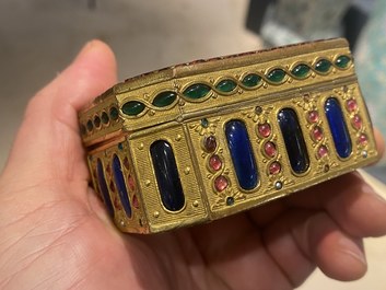 A Chinese embellished gilt-copper enamel snuff box and cover, Canton, Qianlong