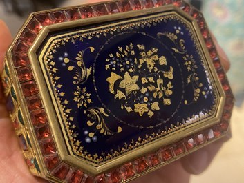 A Chinese embellished gilt-copper enamel snuff box and cover, Canton, Qianlong