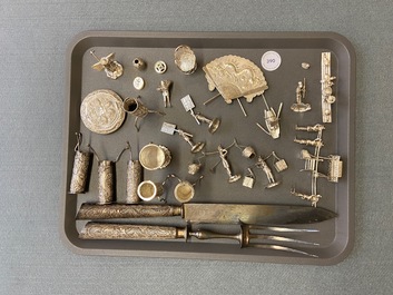 A collection of Chinese silver miniatures, a powder box and a table ornament, 19/20th C.