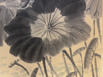 Lou Shibai (1918-2010), inkt en kleur op papier: 'Lotusbloemen'