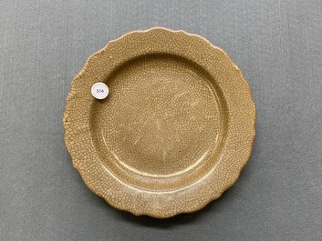 A Chinese ge-type crackle-glazed light brown-ground dish, Qianlong