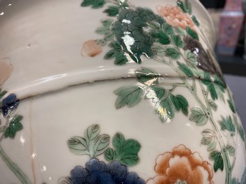 Une paire de jardini&egrave;res en porcelaine de Chine famille verte, 19&egrave;me