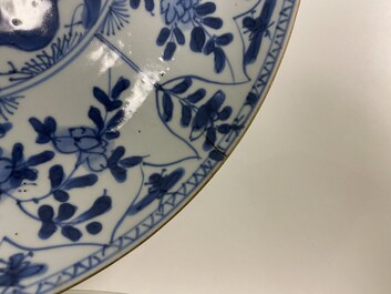 Onze assiettes en porcelaine de Chine en bleu et blanc, Kangxi et apr&egrave;s