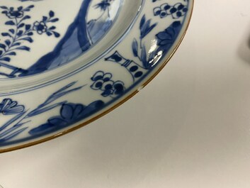 Onze assiettes en porcelaine de Chine en bleu et blanc, Kangxi et apr&egrave;s