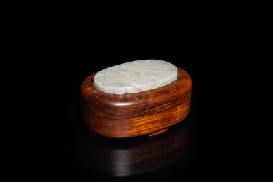 A Chinese wooden box and cover with a white jade 'quail' plaque, 18/19th C.
