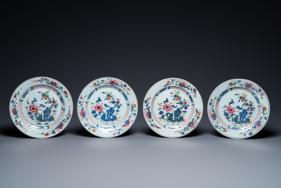 Sixteen Chinese blue and white, famille rose and Imari-style plates, Kangxi and later