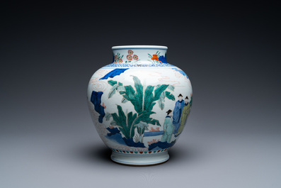 A Chinese globular wucai vase with narrative design, 19/20th C.