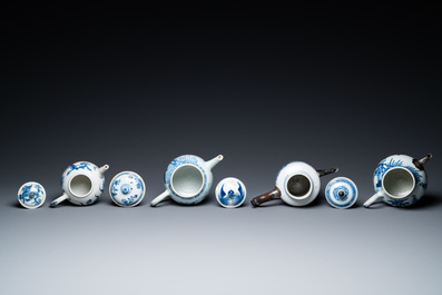 Four Chinese blue and white teapots and covers, Kangxi