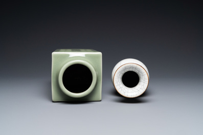 Un vase de forme 'cong' en porcelaine de Chine c&eacute;ladon et un &agrave; &eacute;mail craquel&eacute;, 19/20&egrave;me