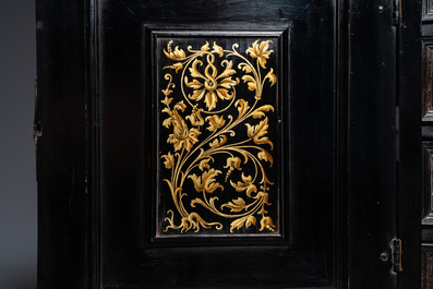 Un cabinet en bois d'&eacute;b&egrave;ne, bois noirci et bois peint, Anvers, 17&egrave;me