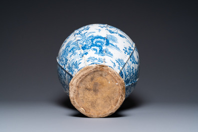 An exceptionally large blue and white baluster vase with naturalistic design, Delft or Frankfurt, late 17th C.