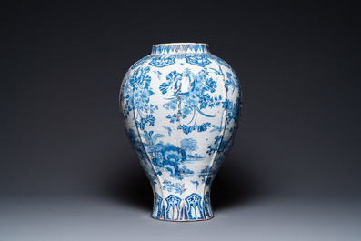 An exceptionally large blue and white baluster vase with naturalistic design, Delft or Frankfurt, late 17th C.