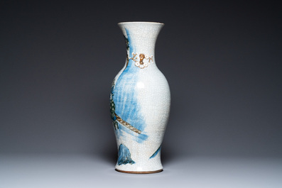 A Chinese Nanking crackle-glazed vase with polychrome design, Chenghua mark, 19th C.