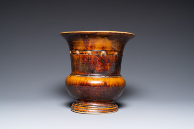 A large Vietnamese brown-glazed zhadou-shaped vase, Trần Dynasty